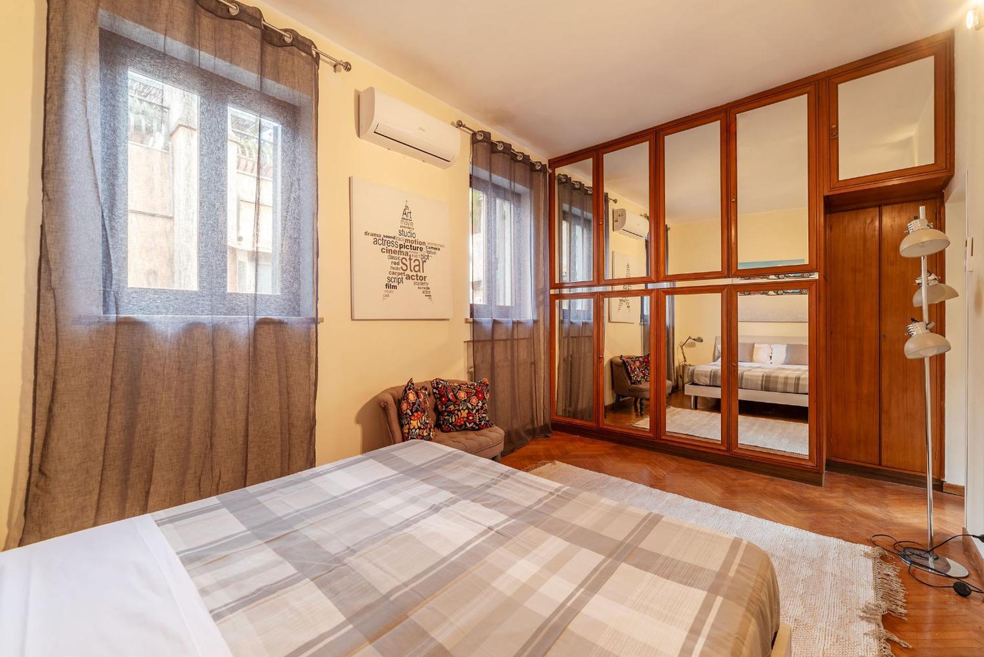 Piazza Navona Penthouse * Rom